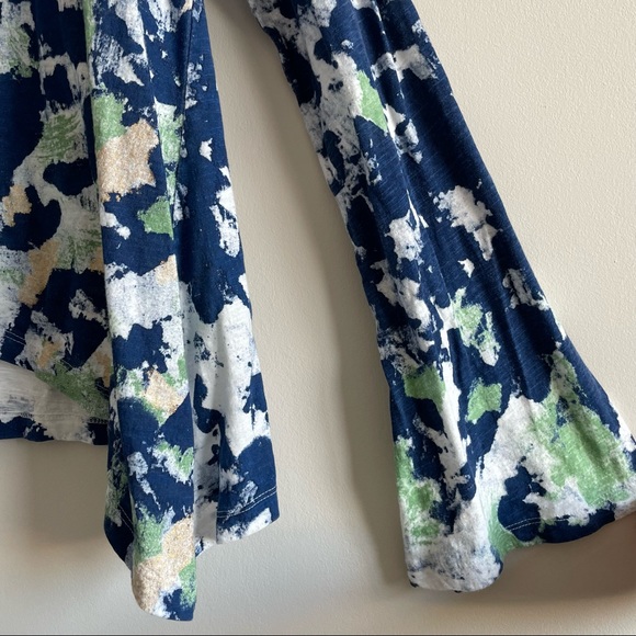 Akemi + Kin Graffito Tee - Picture 6 of 13